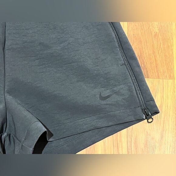 Nike Women's Team TechPack Woven Short High Waist Size Small Grey Black - Picture 9 of 9